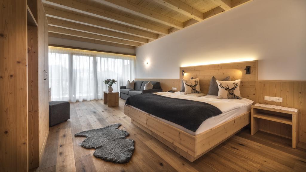 Hotel Moritz Dobbiaco Ngoại thất bức ảnh