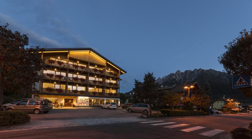 Hotel Moritz Dobbiaco Ngoại thất bức ảnh
