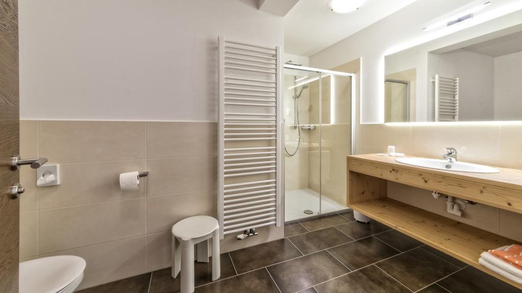 Hotel Moritz Dobbiaco Ngoại thất bức ảnh