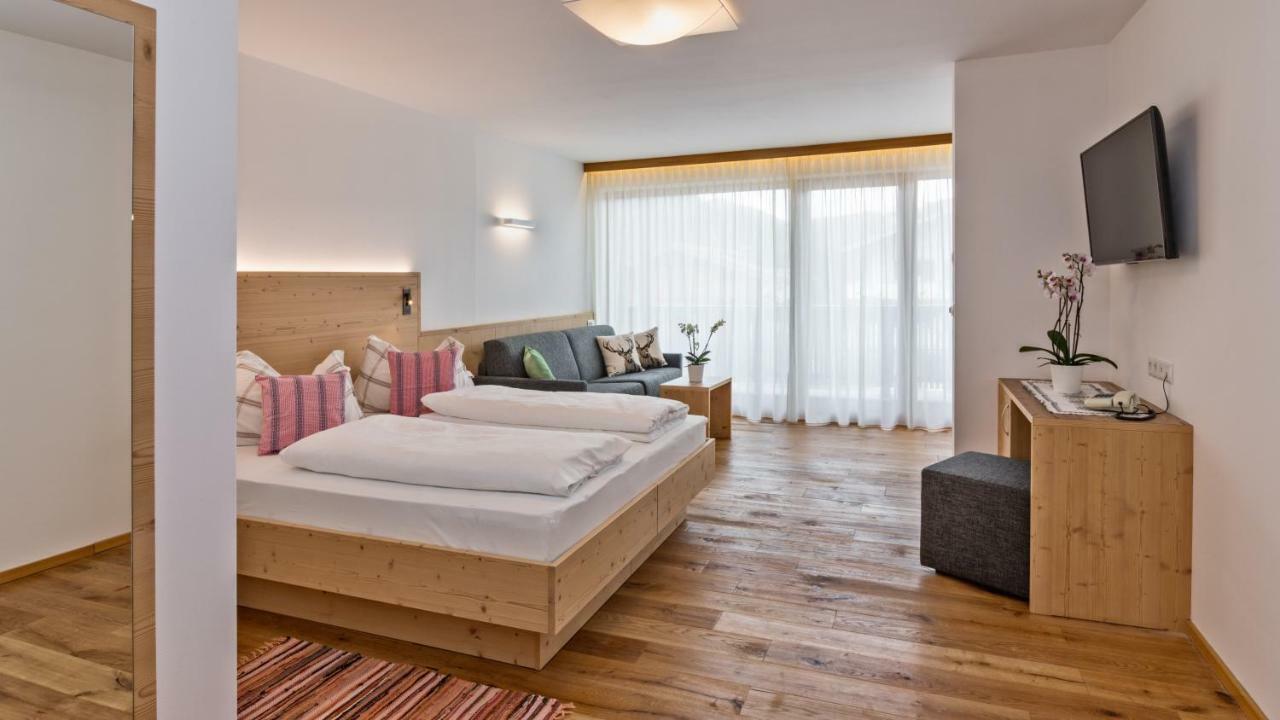 Hotel Moritz Dobbiaco Ngoại thất bức ảnh