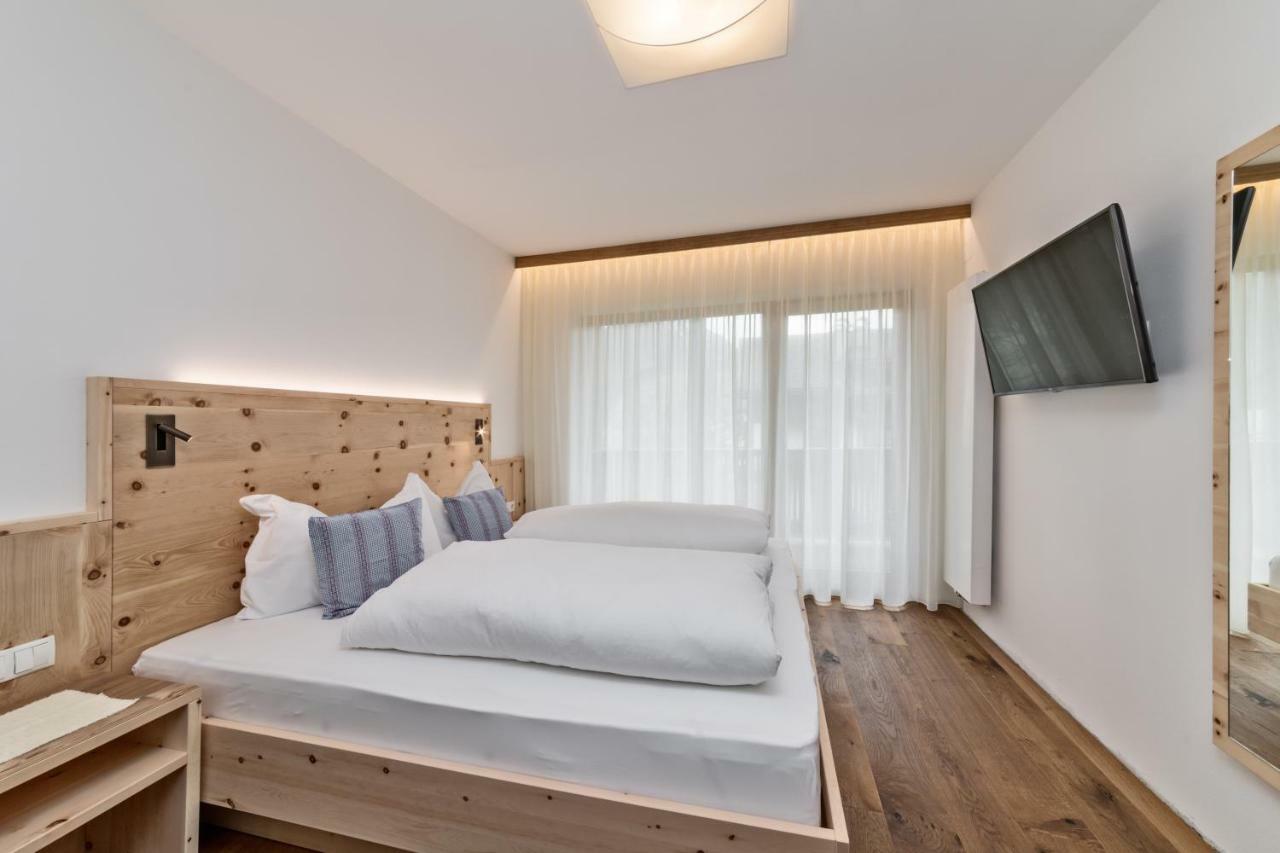 Hotel Moritz Dobbiaco Ngoại thất bức ảnh