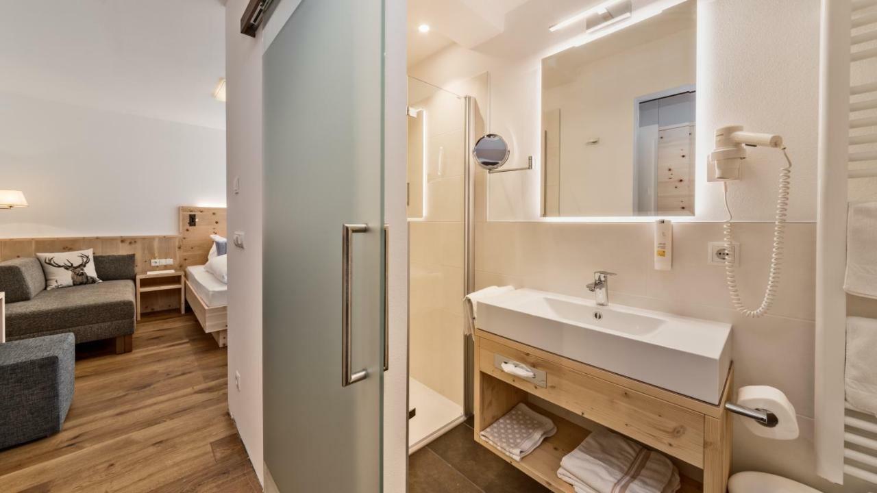 Hotel Moritz Dobbiaco Ngoại thất bức ảnh